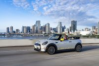 Mini Cooper SE Convertible Concept (2022)
