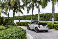 Mini Cooper SE Convertible Concept (2022)