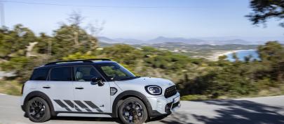 Mini Countryman Cooper S ALL4 Untamed Edition (2022) - picture 7 of 83