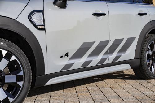 Mini Countryman Cooper S ALL4 Untamed Edition (2022) - picture 56 of 83