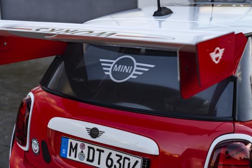 Mini John Cooper Works 24h Nurburgring Race (2022) - picture 25 of 37