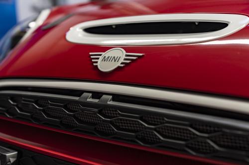 Mini John Cooper Works 24h Nurburgring Race (2022) - picture 32 of 37