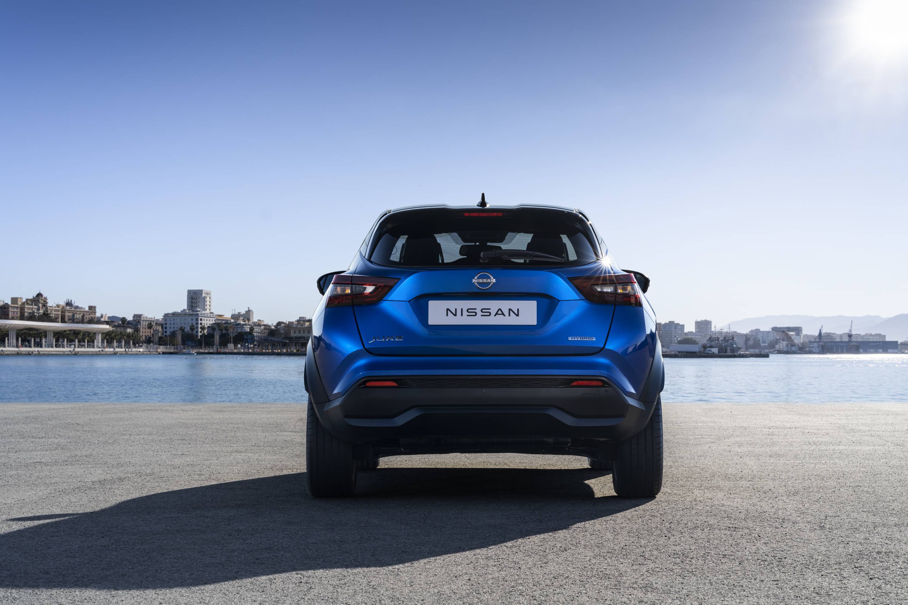 Nissan Juke Hybrid Blue