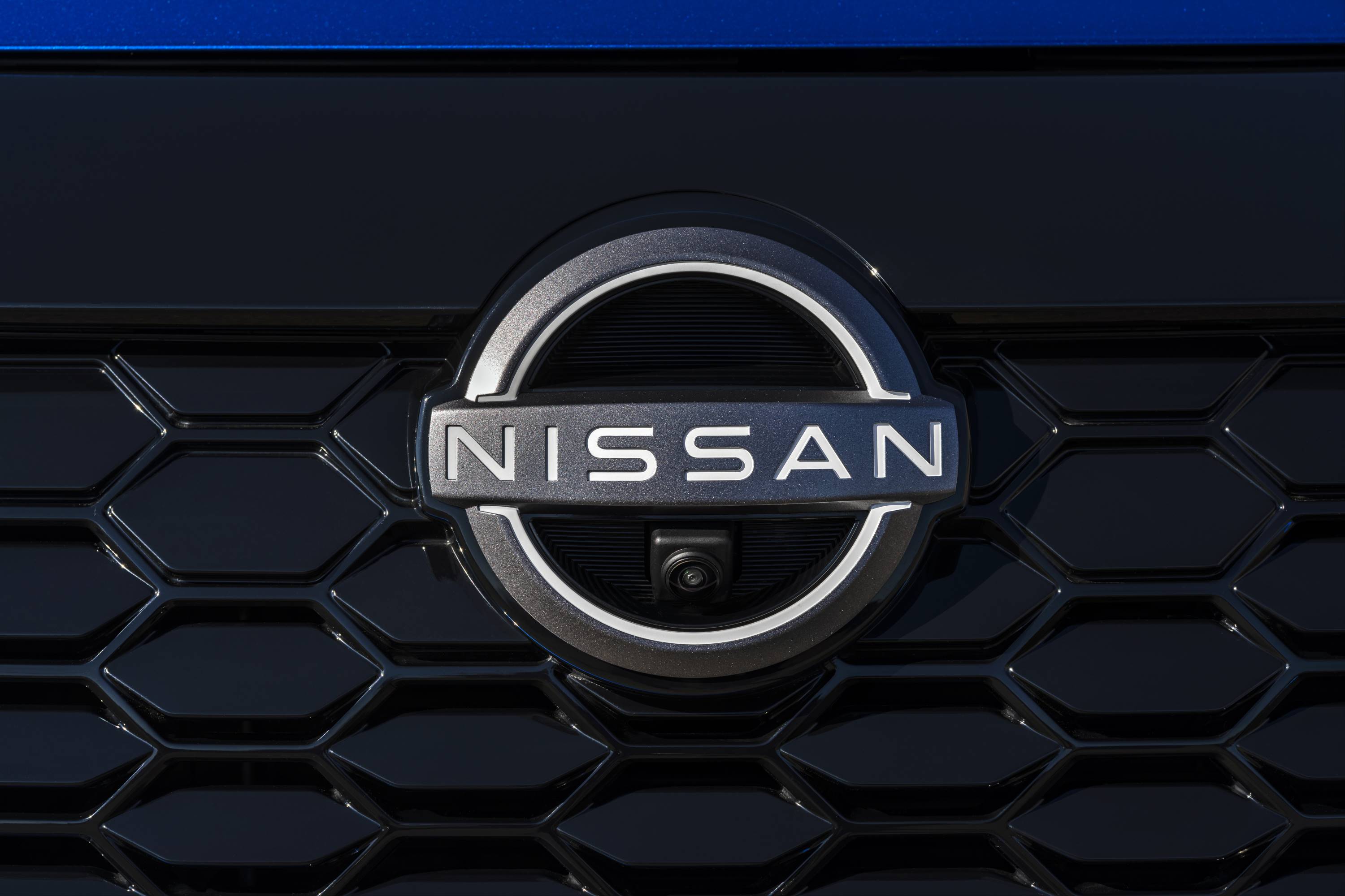 Nissan Juke Hybrid Blue