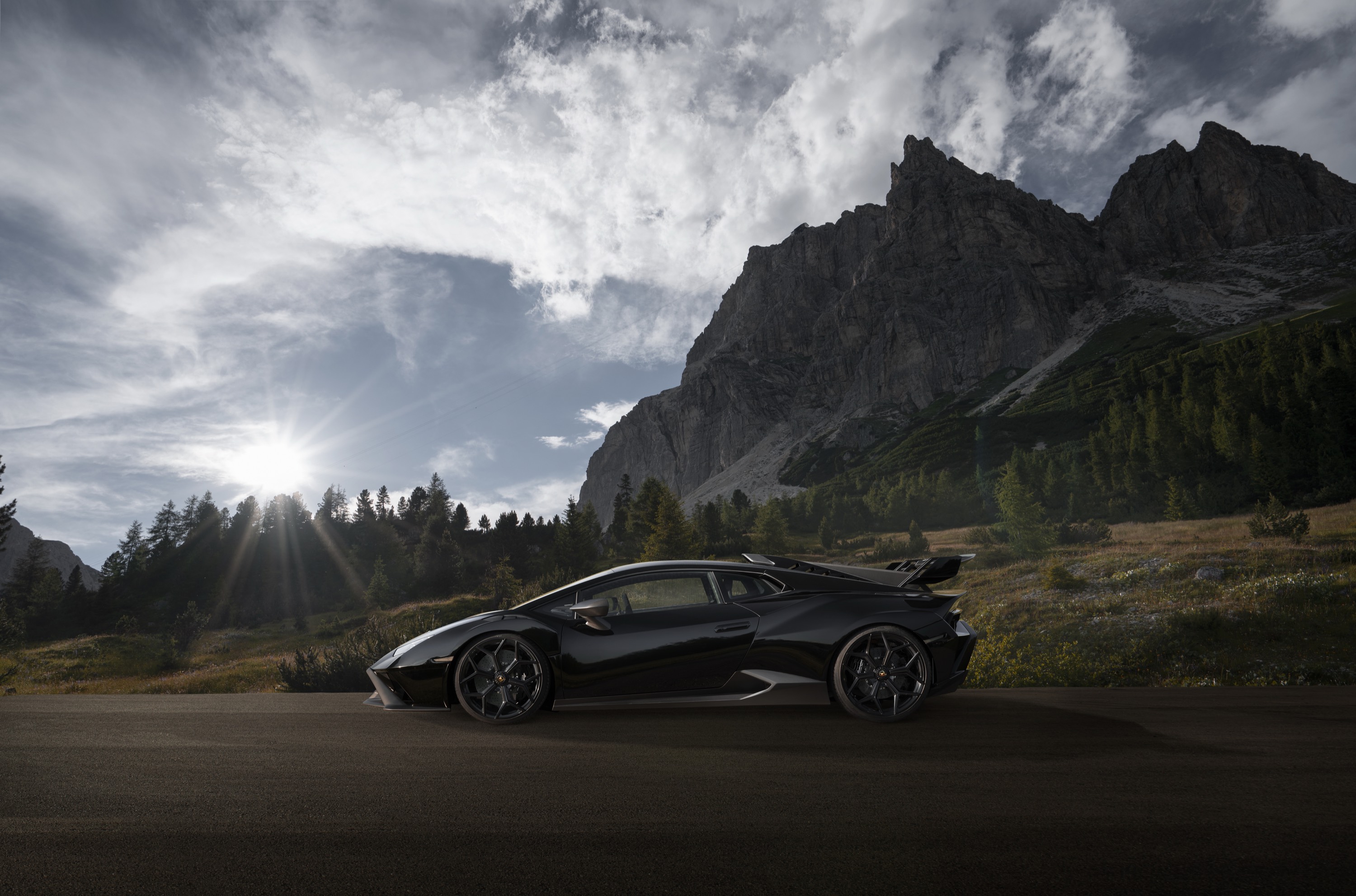 NOVITEC Lamborghini Huracan STO