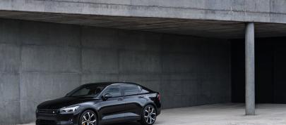 Polestar 2 (2022) - picture 12 of 67