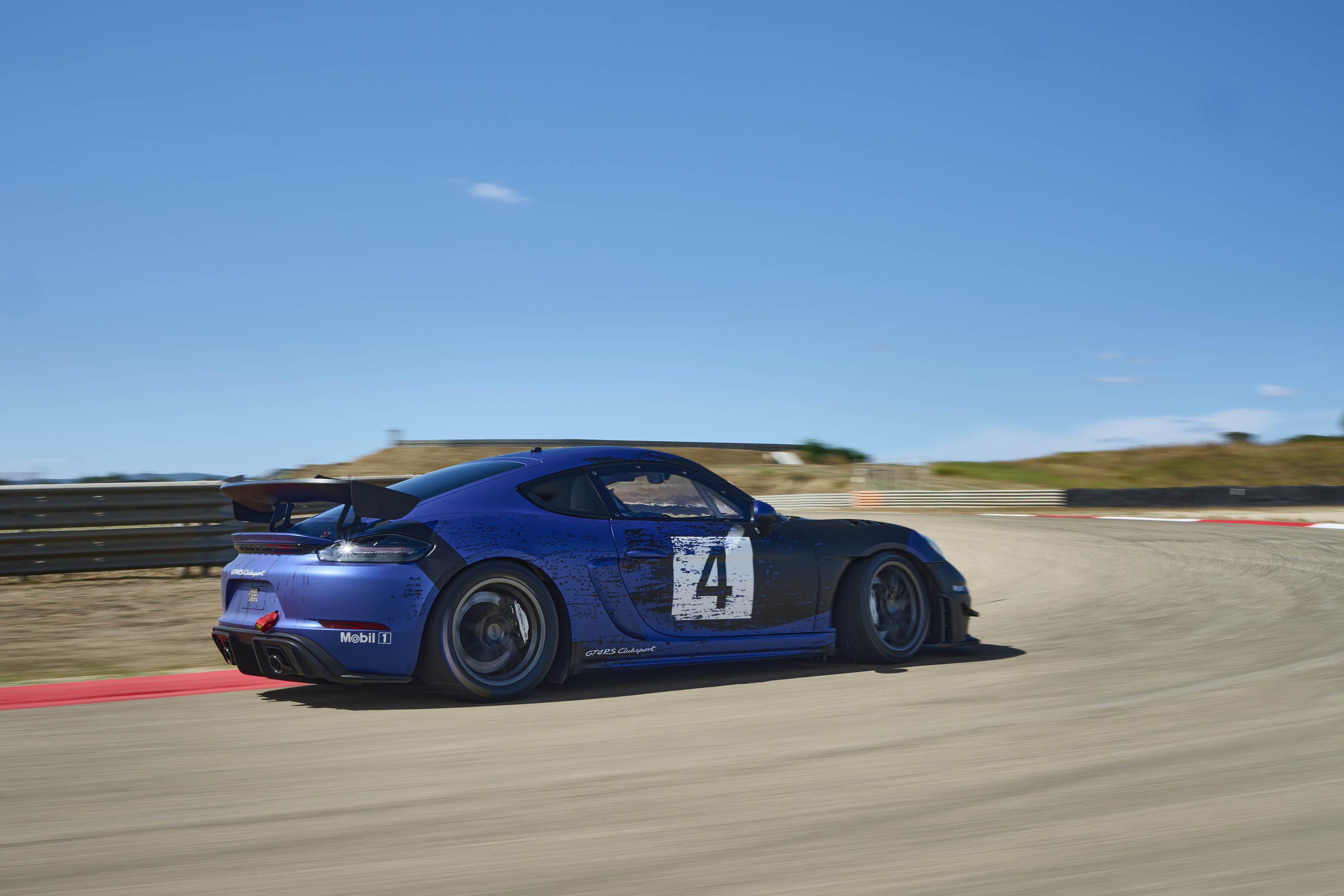 Porsche 718 Cayman GT4 RS Clubsport