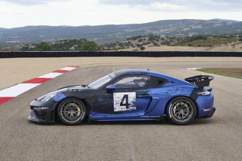 Porsche 718 Cayman GT4 RS Clubsport (2022) - picture 8 of 20