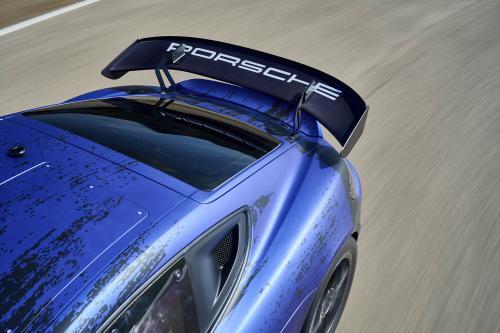 Porsche 718 Cayman GT4 RS Clubsport (2022) - picture 16 of 20