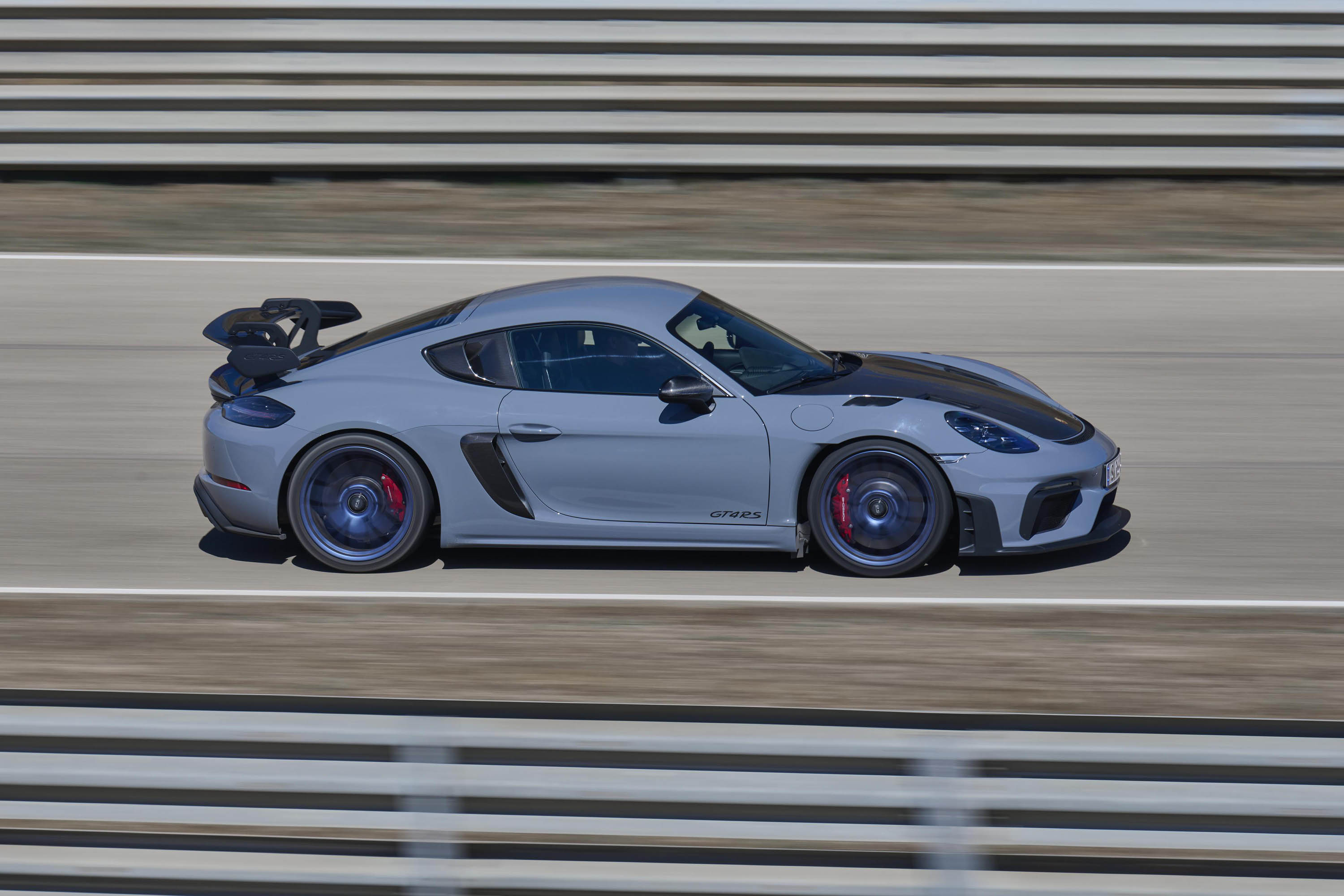 Porsche 718 Cayman GT4 RS