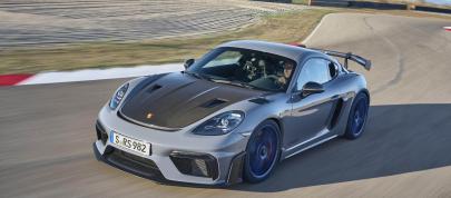Porsche 718 Cayman GT4 RS (2022) - picture 4 of 26