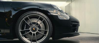 Porsche 911 Edition 50 Years Porsche Design (2022) - picture 7 of 18