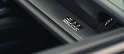 Porsche 911 Edition 50 Years Porsche Design (2022) - picture 15 of 18