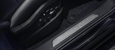 Porsche Cayenne Platinum Edition (2022) - picture 7 of 9