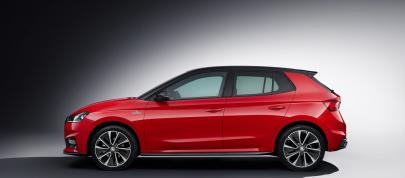 Skoda FABIA Monte Carlo (2022) - picture 7 of 13