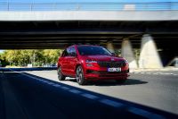 Skoda Karoq (2022) - picture 10 of 37
