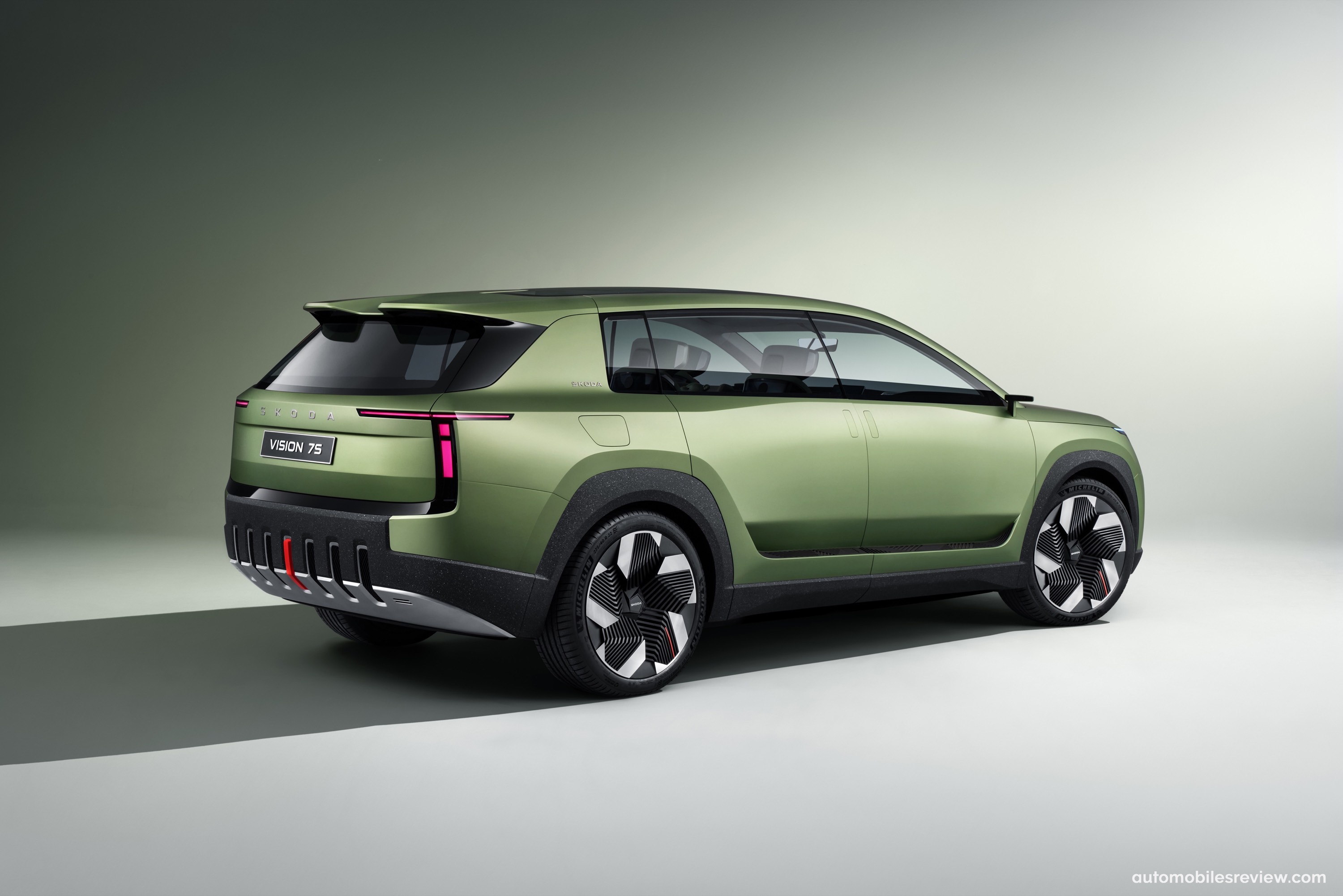 Skoda Vision 7S Concept