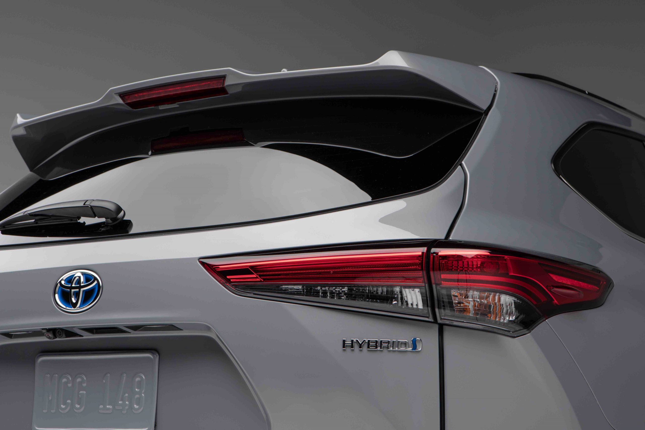 Toyota Highlander Hybrid-Only Bronze Edition