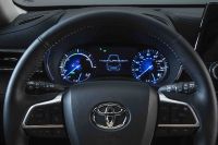 2022 Toyota Highlander Hybrid-Only Bronze Edition
