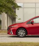 Toyota Prius Prime (2022) - picture 7 of 40