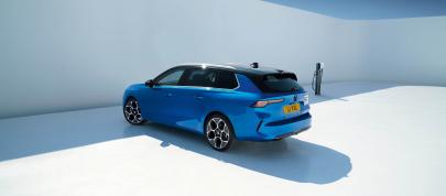 Vauxhall Astra Sports Tourer (2022) - picture 12 of 17