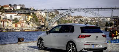 Volkswagen Golf (2022) - picture 31 of 51