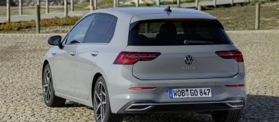 Volkswagen Golf (2022) - picture 44 of 51