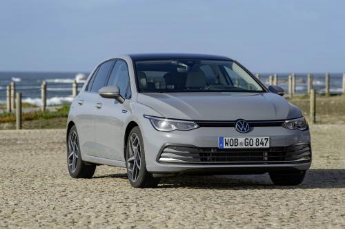 Volkswagen Golf (2022) - picture 33 of 51