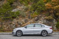 Volkswagen Jetta (2022) - picture 6 of 18