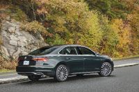 Volkswagen Passat (2022) - picture 5 of 13