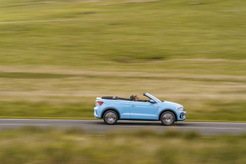 Volkswagen T-Roc Cabriolet (2022) - picture 16 of 43