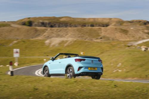 Volkswagen T-Roc Cabriolet (2022) - picture 17 of 43