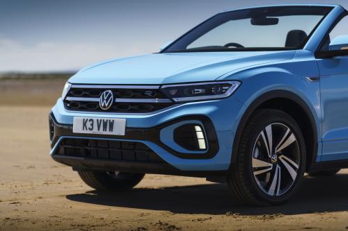 Volkswagen T-Roc Cabriolet (2022) - picture 33 of 43