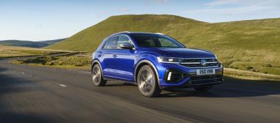 Volkswagen T-Roc R (2022) - picture 15 of 48