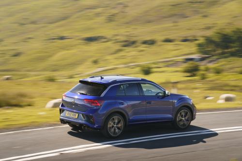 Volkswagen T-Roc R (2022) - picture 16 of 48