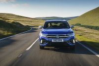 Volkswagen T-Roc R (2022) - picture 2 of 48