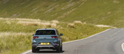 Volkswagen T-Roc (2022) - picture 4 of 39