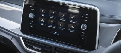 Volkswagen T-Roc (2022) - picture 31 of 39