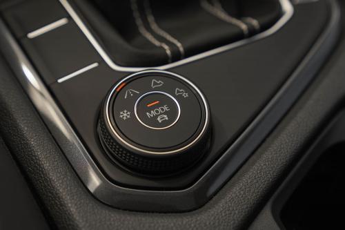 Volkswagen Tiguan SEL R-Line Oryx White (2022) - picture 32 of 32