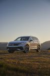 Volkswagen Tiguan SEL R-Line Oryx White (2022) - picture 2 of 32