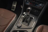 Volkswagen Tiguan SEL R-Line Oryx White (2022) - picture 27 of 32