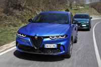 Alfa Romeo Tonale Hybrid (2023) - picture 2 of 44