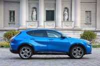 Alfa Romeo Tonale Hybrid (2023) - picture 5 of 44