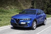 Alfa Romeo Tonale Hybrid (2023) - picture 11 of 44
