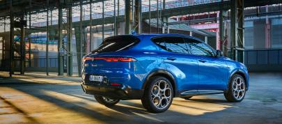 Alfa Romeo Tonale (2023) - picture 4 of 22