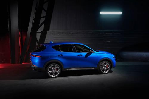 Alfa Romeo Tonale (2023) - picture 8 of 22