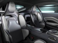 Aston Martin V12 Vantage (2023) - picture 11 of 12