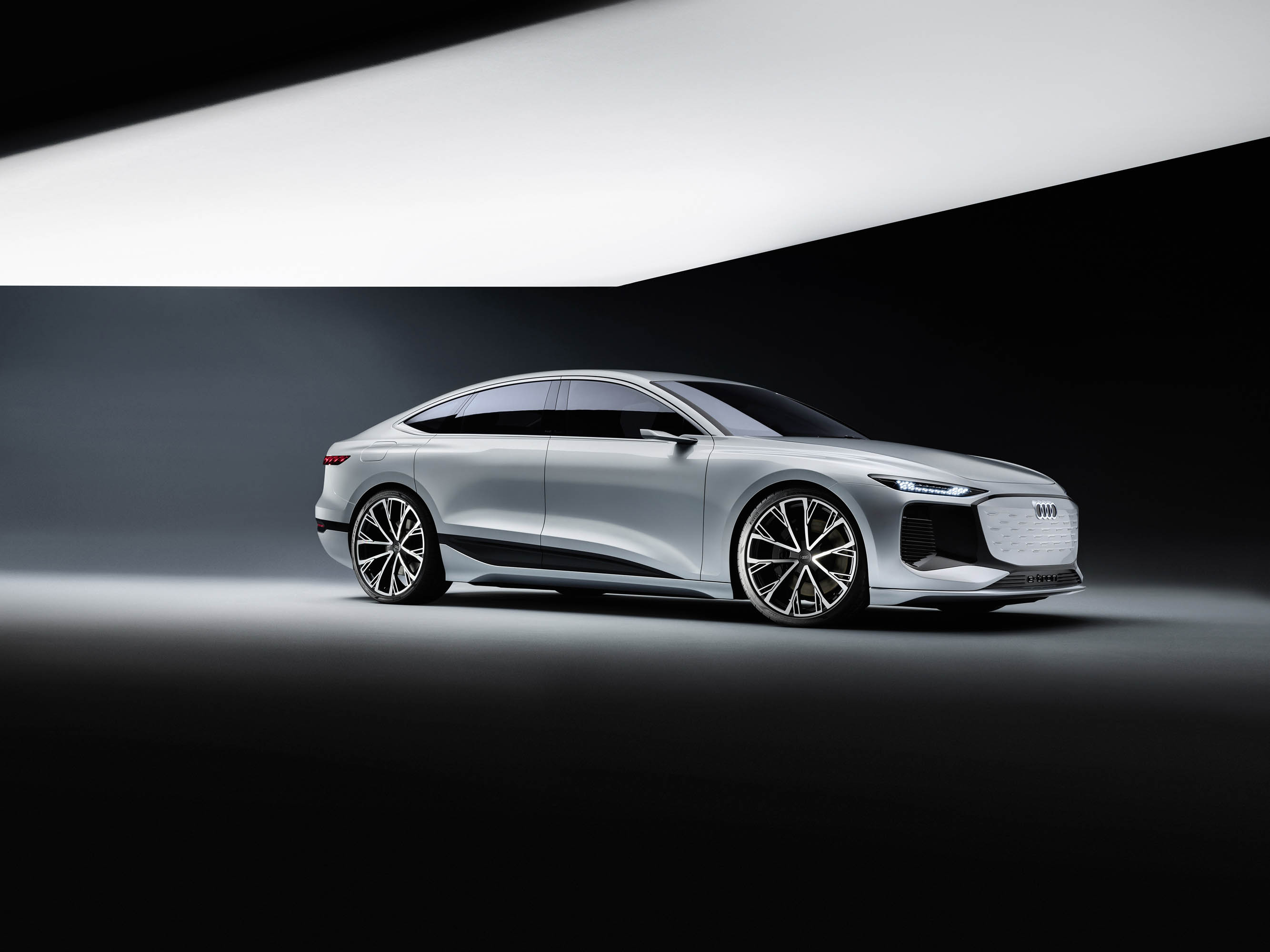 Audi A6 e-tron concept