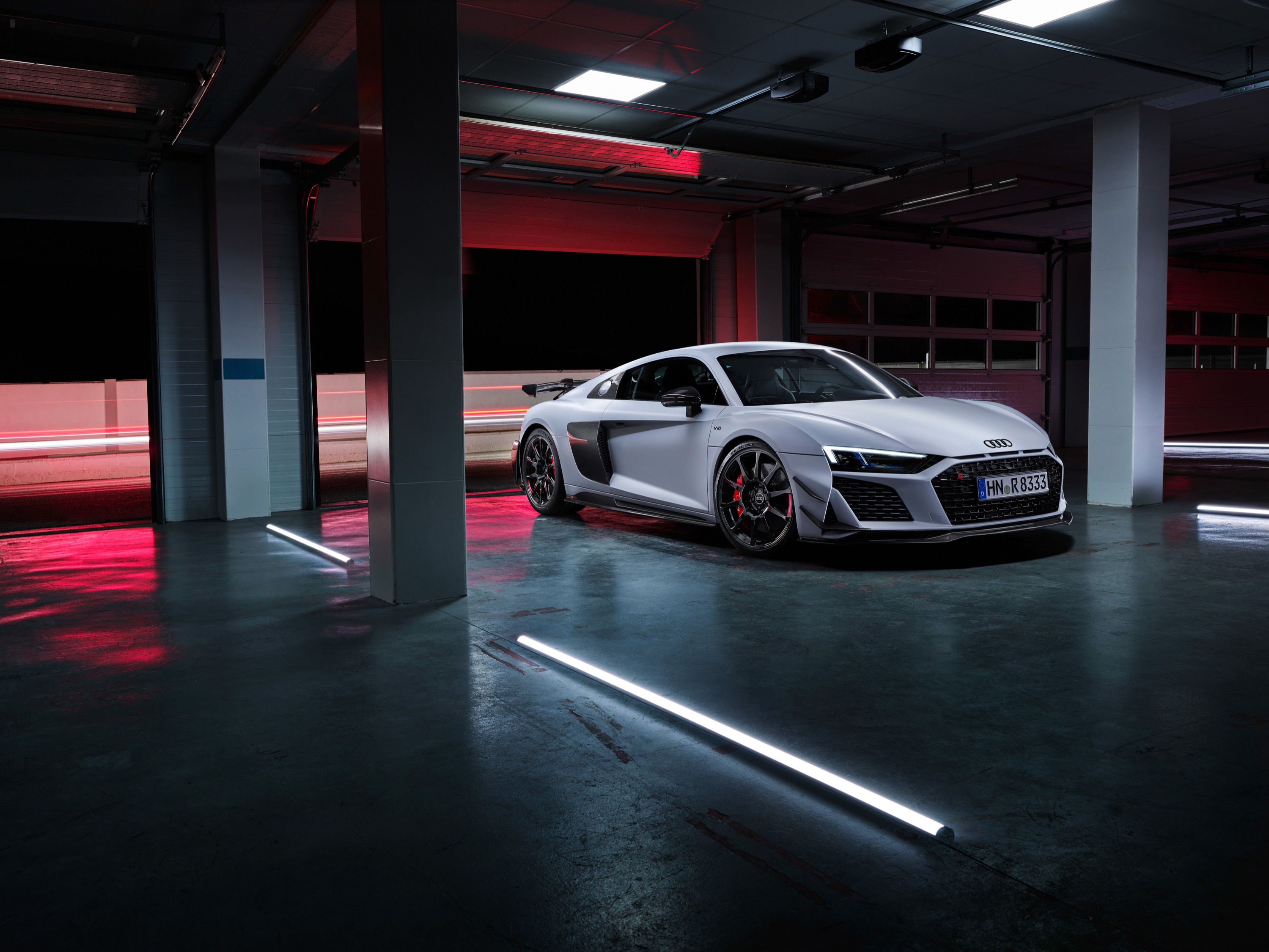 Audi R8 Coupe V10 GT RWD