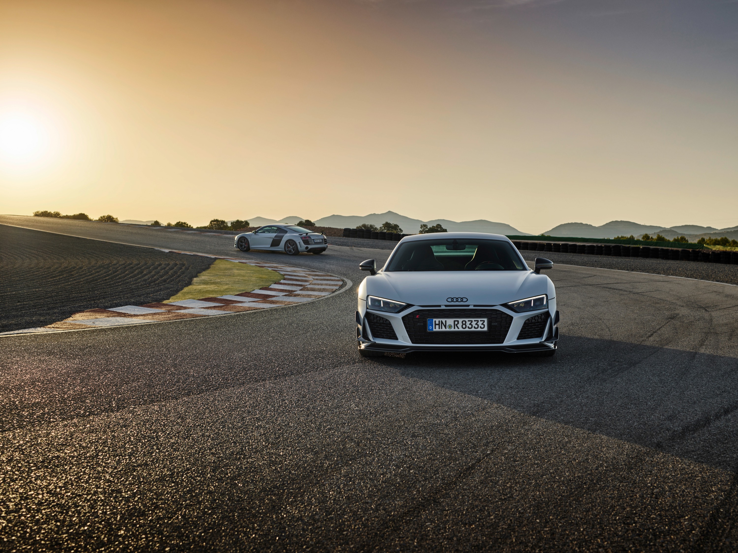 Audi R8 Coupe V10 GT RWD